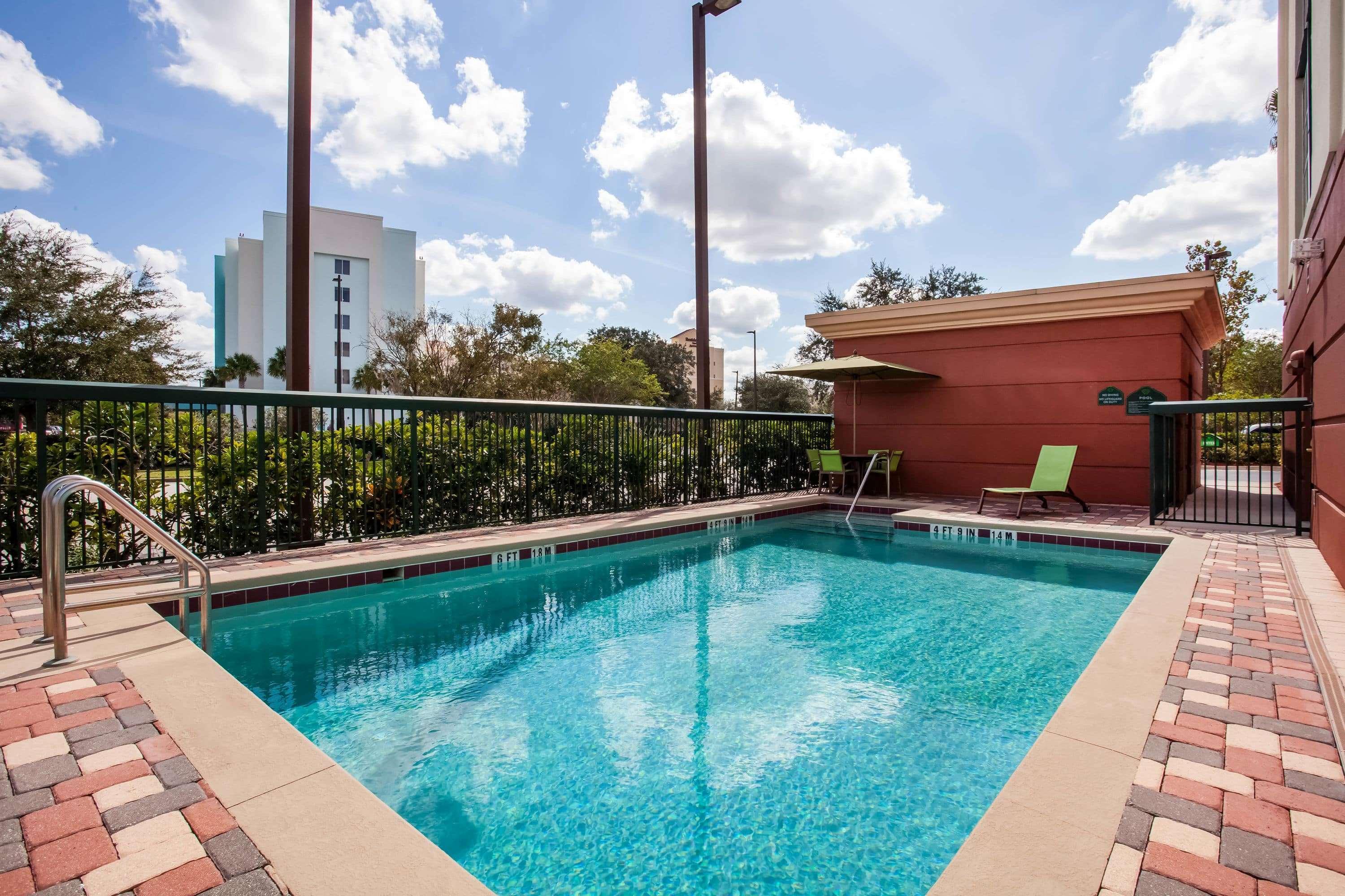Wingate By Wyndham - Orlando International Airport- Free Hot Breakfast Hotel Eksteriør billede