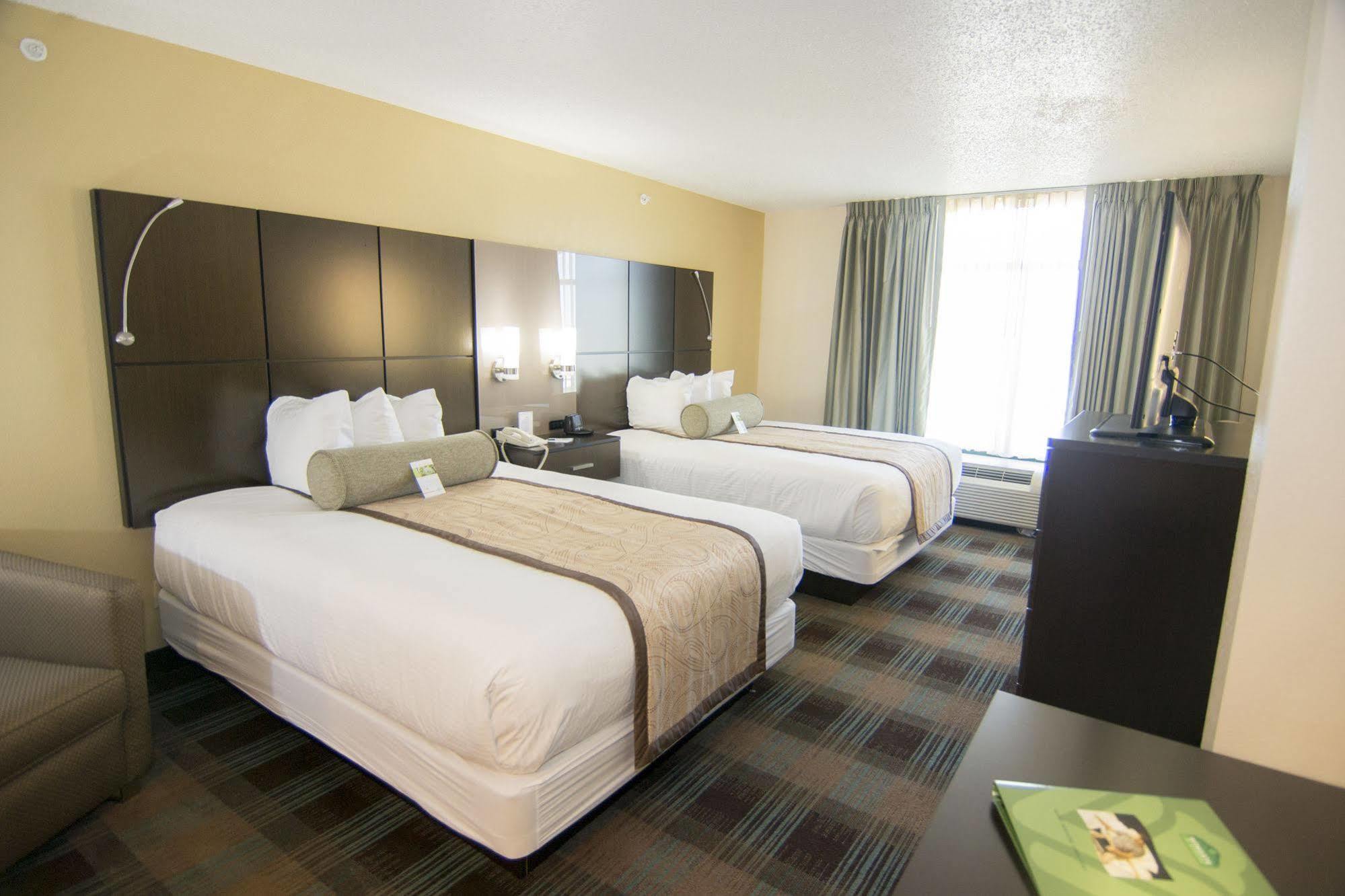 Wingate By Wyndham - Orlando International Airport- Free Hot Breakfast Hotel Eksteriør billede